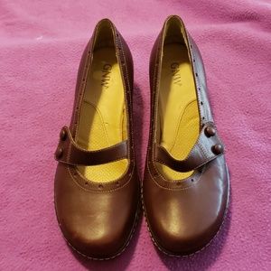 GNW comfortable brown Mary Janes